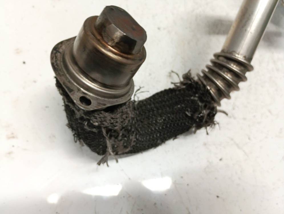 Ford Focus 2011 EGR Pipe (Exhaust Gas Recirculation EGR METAL PIPE) - Thumbnail 3