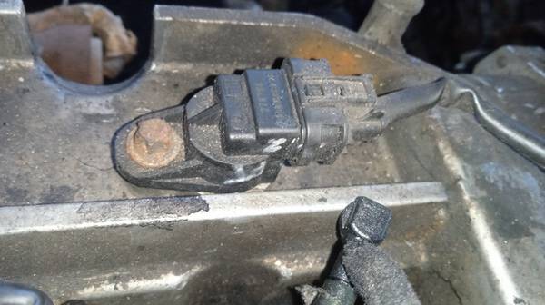 A001539728 Chrysler PT Cruiser 2002 Virsutinis holo daviklis