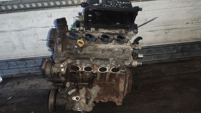 1SZ Toyota Yaris 2004 Variklis