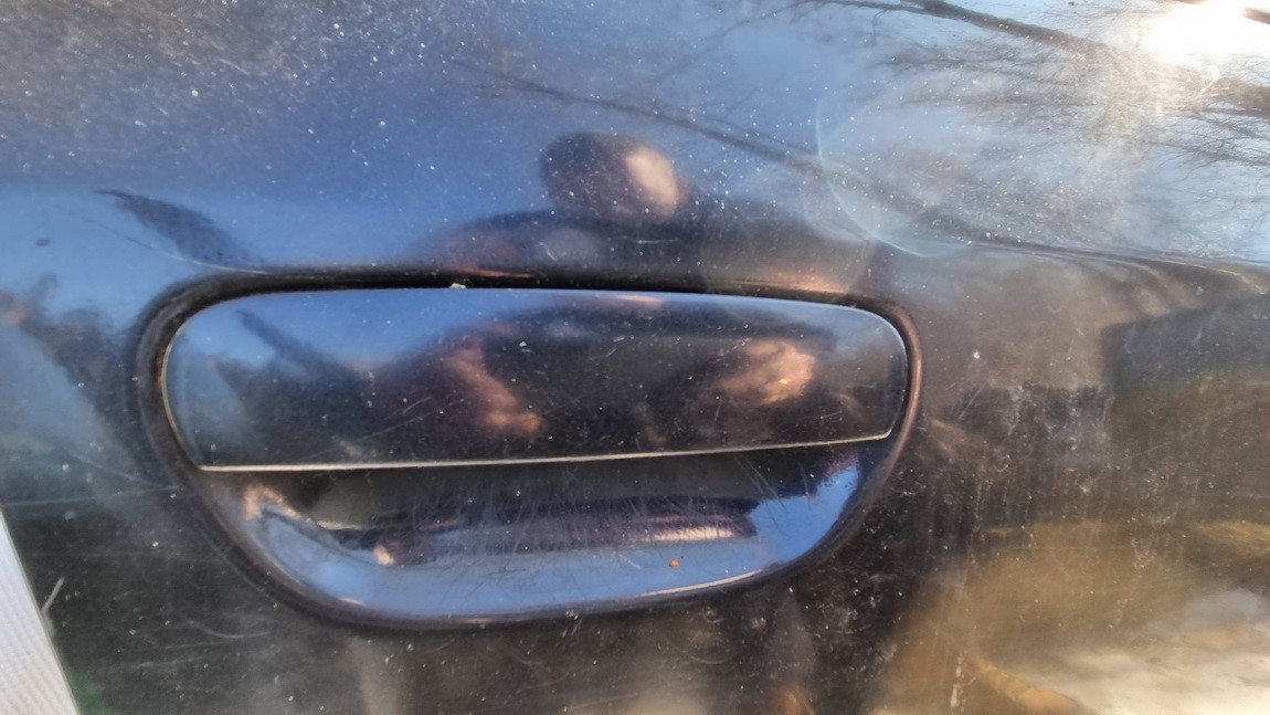 Audi A6 1997 Zewnętrzna klamka drzwi - PRZEDNIE PRAWE - Thumbnail 2