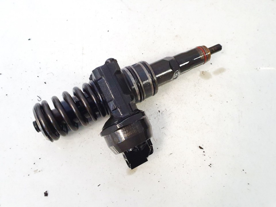 038130073AJ Volkswagen Passat 2002 Fuel Injector