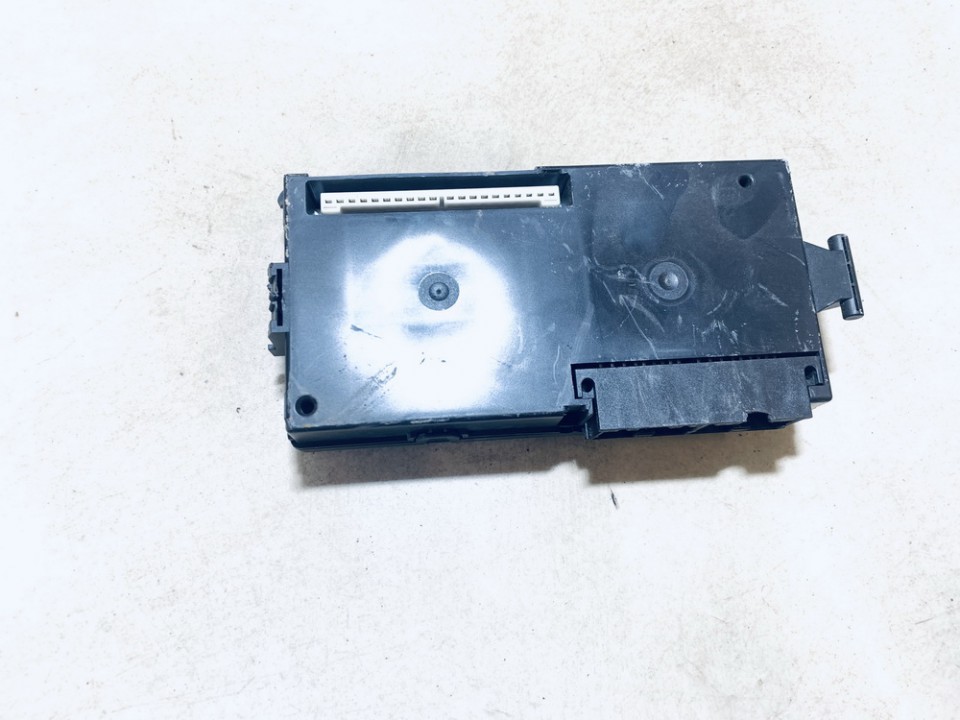 8637A020 Mitsubishi Colt 2005 Fuse box - Thumbnail 2