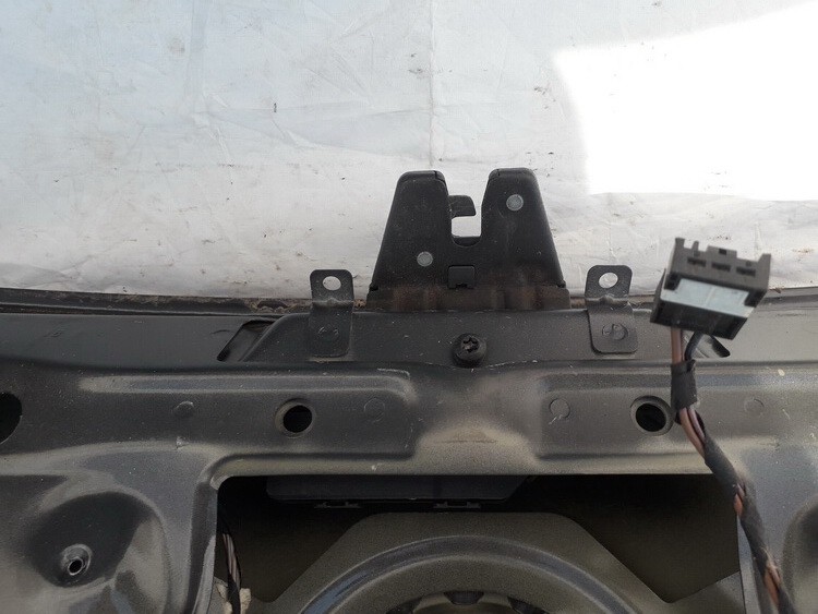 BMW 1-Series 2006 Замок багажника