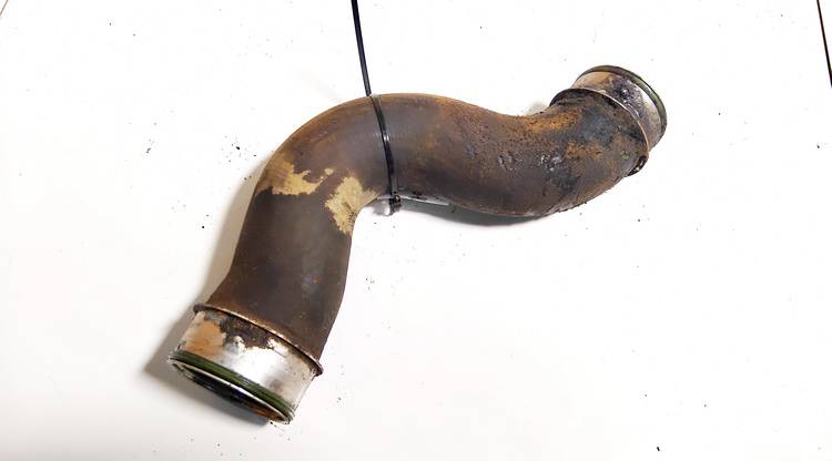Volkswagen Passat 2006 TURBO INTERCOOLER PIPE HOSE - Thumbnail 2