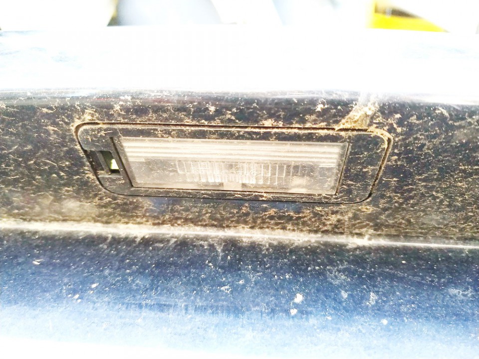 Volkswagen Fox 2005 Number plate light - REAR - Thumbnail 2