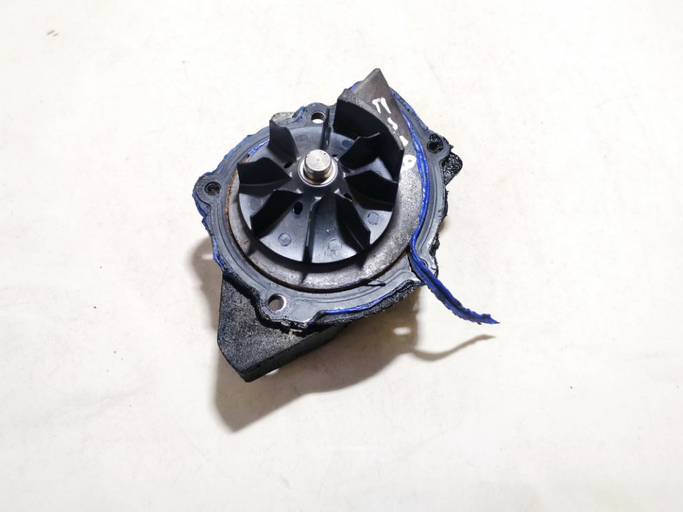 9630504410 Peugeot 607 2002 Water pump