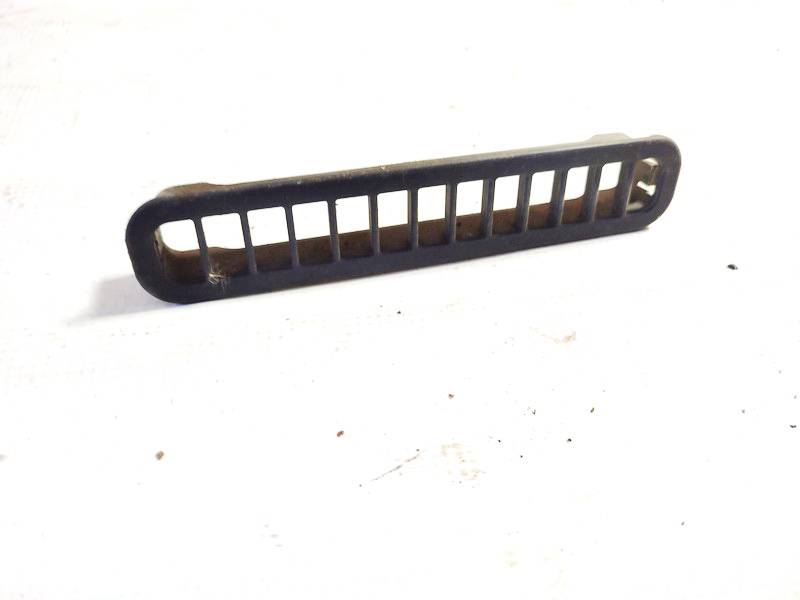 Citroen Berlingo 2002 Wloty powietrza do kabiny