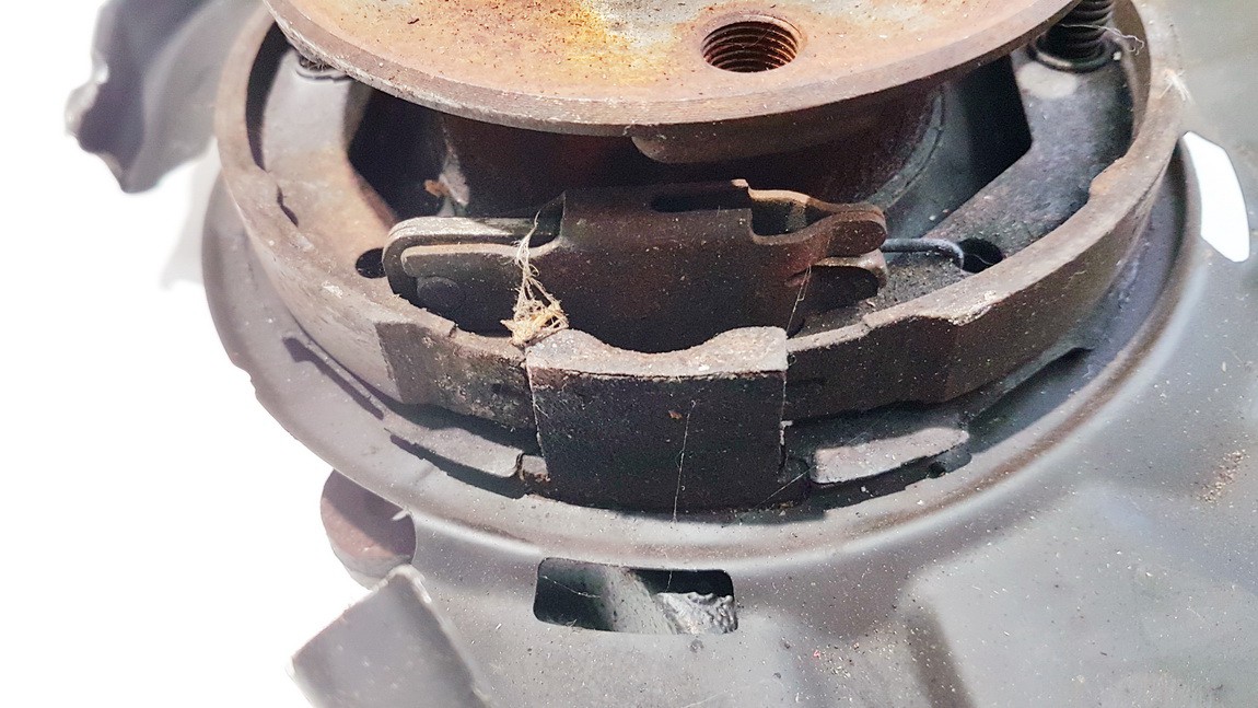 BMW 3-Series 2014 Rankinio stabdzio mechanizmas