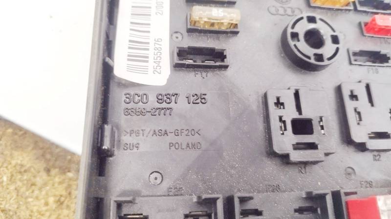 3C0937125 Volkswagen Passat 2006 Fuse box - Thumbnail 3