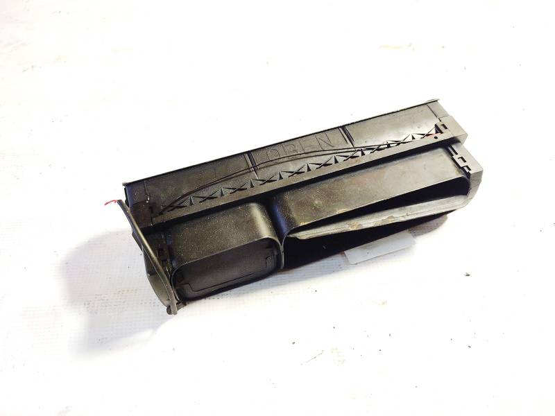 Audi A4 1997 Salona gaisa restes - Thumbnail 2