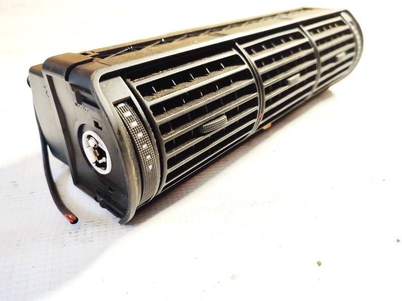 Audi A4 1997 Salona gaisa restes - Thumbnail 3