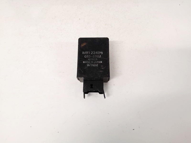 MR122496 Mitsubishi Colt 1994 Rele