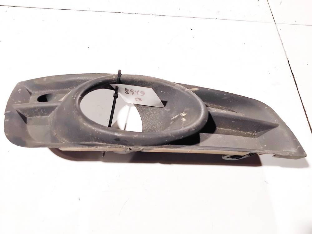 Chevrolet Cruze 2011 Bumper Grille - FRONT LEFT