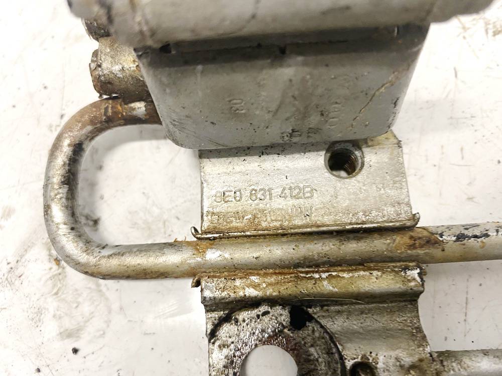 8E0831412B Audi A6 2005 Door Hinge - FRONT - Thumbnail 2