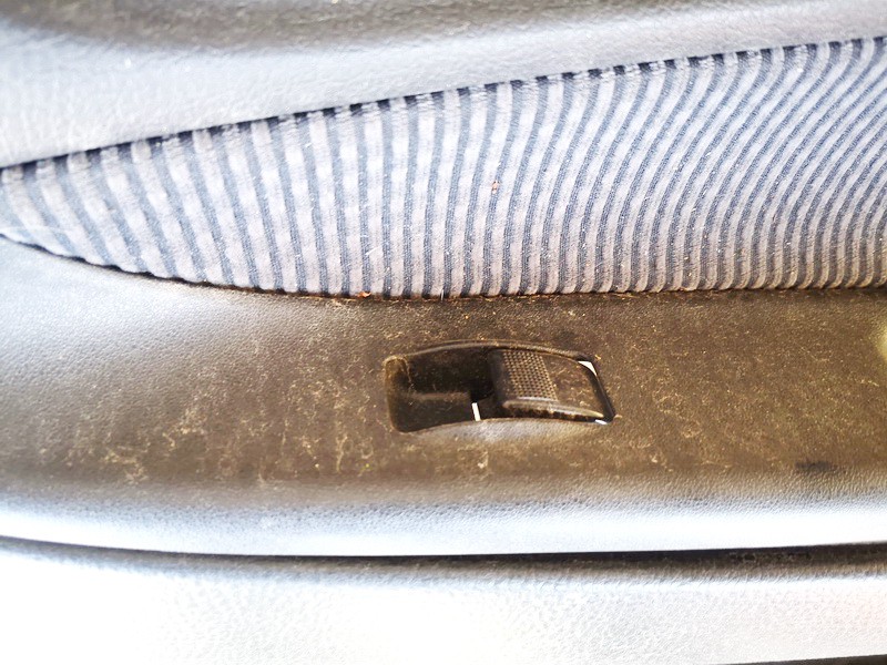 GJ6A684 Mazda 6 2003 Stiklo valdymo mygtukas (lango pakeliko mygtukai)