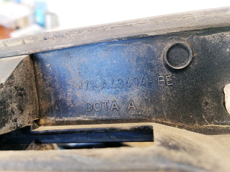 3M71A43404BE Mazda 2 2005 Takaluukun ulkoinen viimeistely (rekisterikilven valaistus) - TAKANA - Thumbnail 3