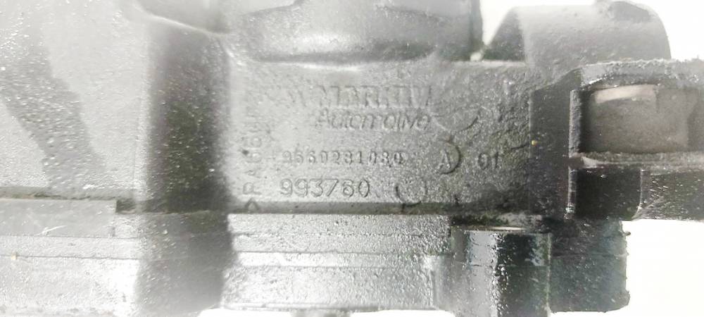 9660281080 Citroen C4 Grand Picasso 2008 Pokrywa zaworów - Thumbnail 3