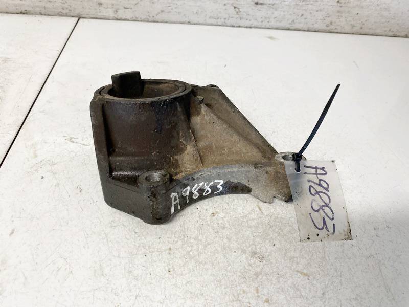 C09.00 Opel Meriva 2004 Poduszki silnika oraz poduszki skrzyni biegów