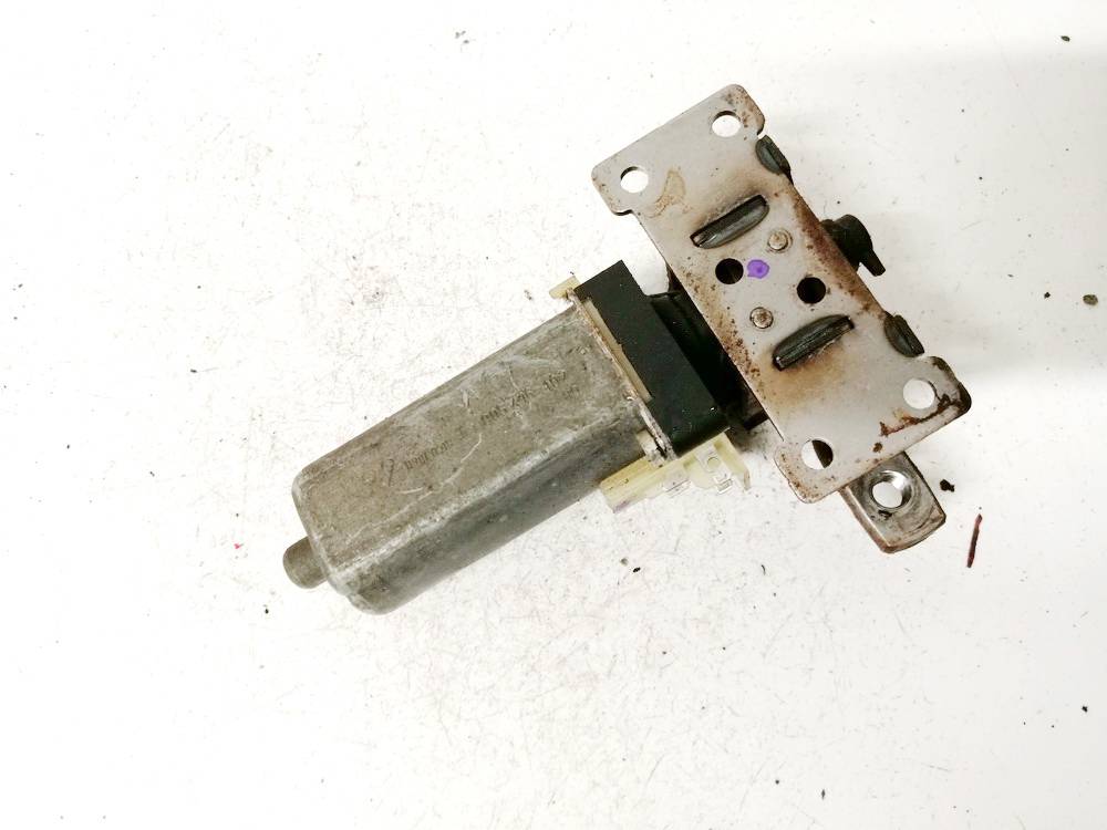 0390203219 Volvo V50 2005 Seat Motor Regulator - FRONT LEFT - Thumbnail 2