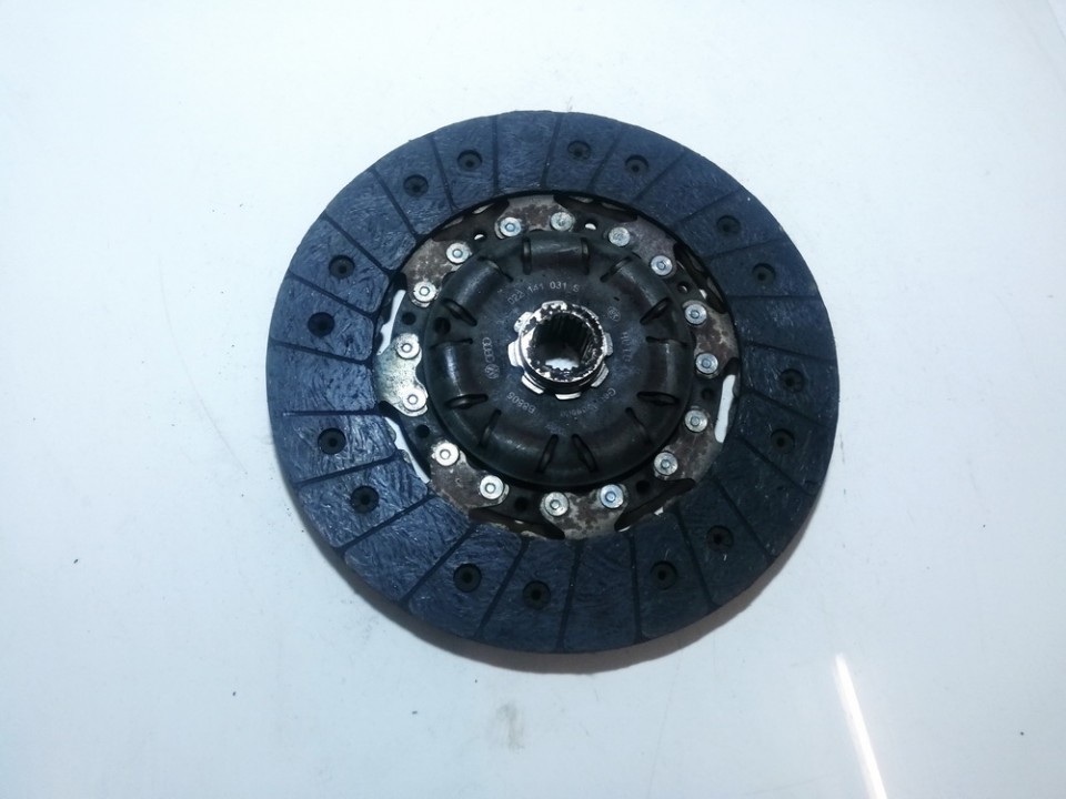 022141031S Volkswagen Passat 2006 Clutch disc