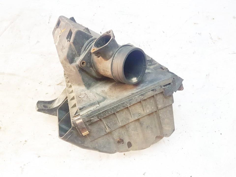 8D0129607M Audi A6 1998 Air filter box