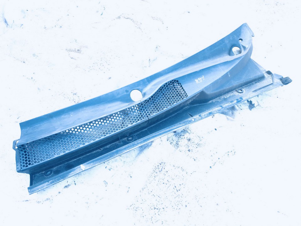 5578252030 Toyota Yaris 2004 Priekšējā stikla tīrītāja apdare - PRIEKŠ