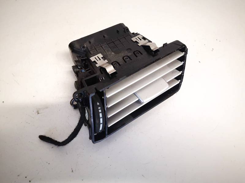 A2128302754 Mercedes-Benz E-CLASS 2013 Rejilla Aireadora -
Moldura protectora de la rejilla de ventilación lateral del panel