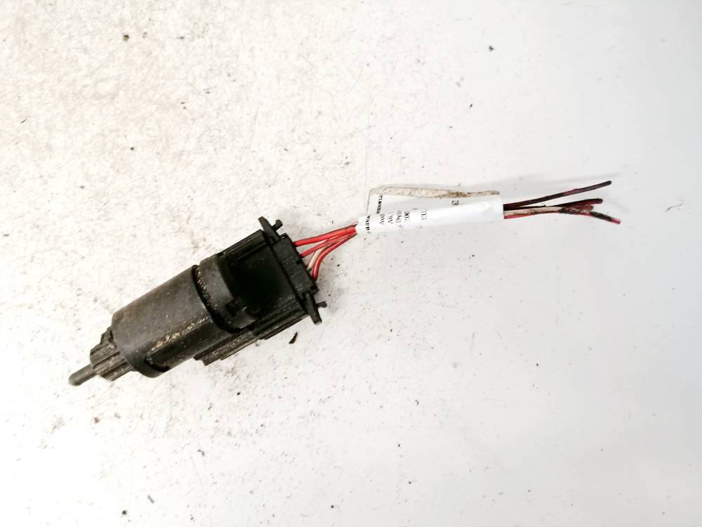 3B0945511C Volkswagen Golf 1998 Interruptor sensor del pedal de freno