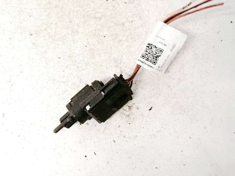 3B0945511C Volkswagen Golf 1998 Bremžu lukturu sensors - Thumbnail 2