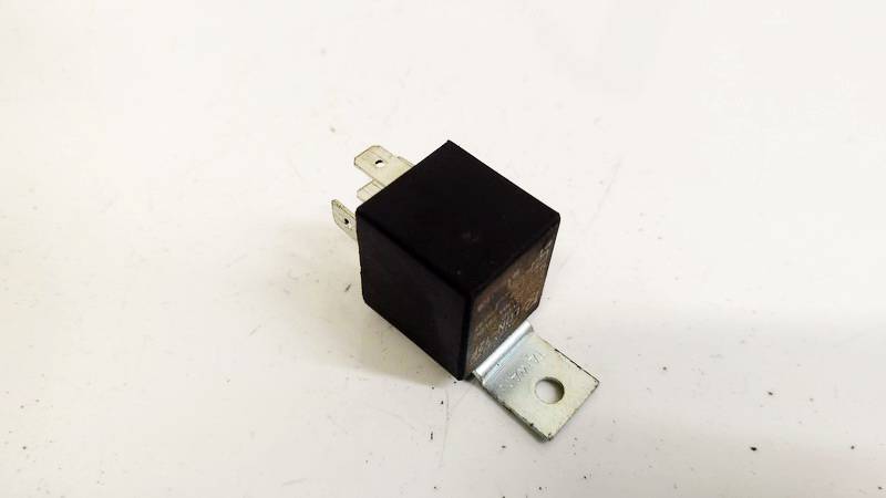 LDN12F Renault Laguna 2006 Relejs