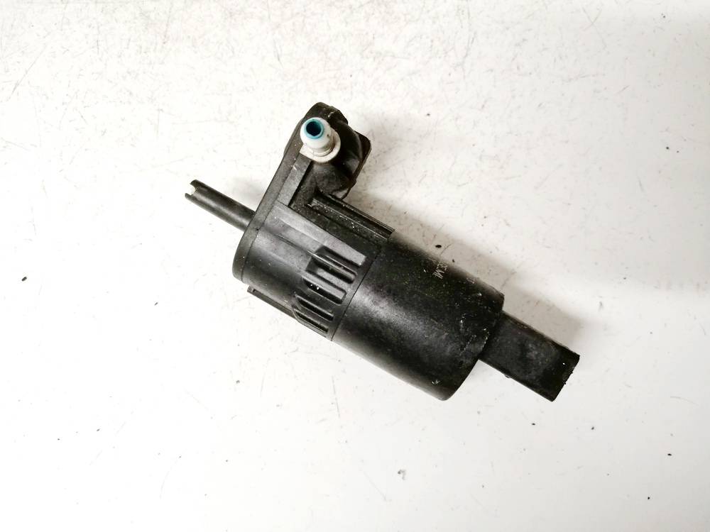 13349273 Opel Astra 2013 Windshield Windscreen Washer Pump