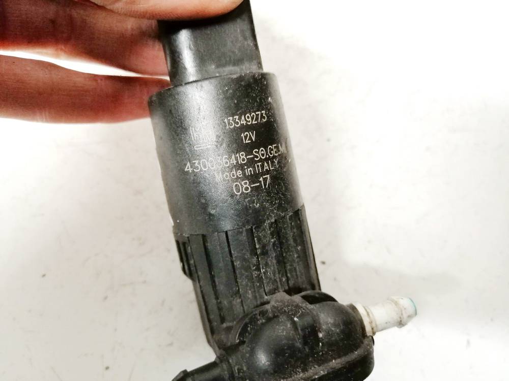 13349273 Opel Astra 2013 Windshield Windscreen Washer Pump - Thumbnail 3
