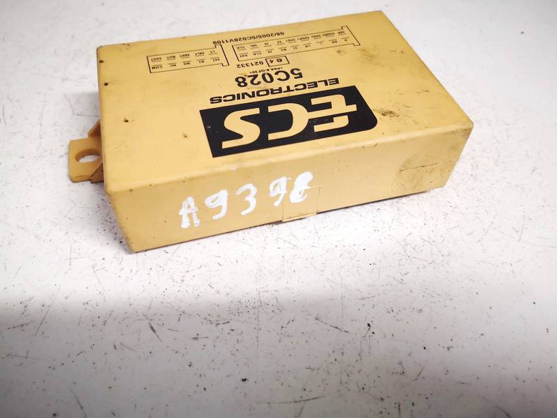 5C028 Jeep Grand Cherokee 2005 Other computers - Thumbnail 3