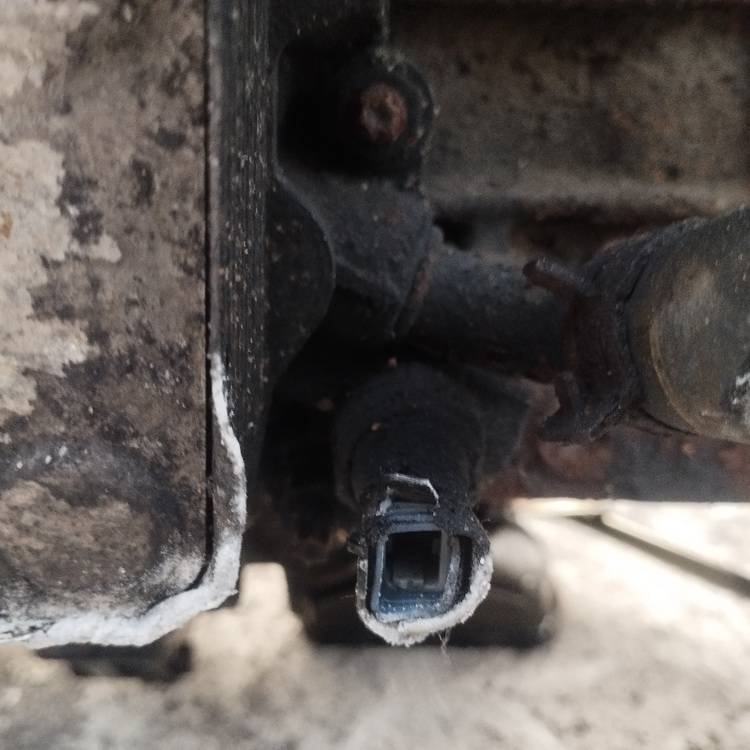 Volvo V50 2005 Czujnik oleju