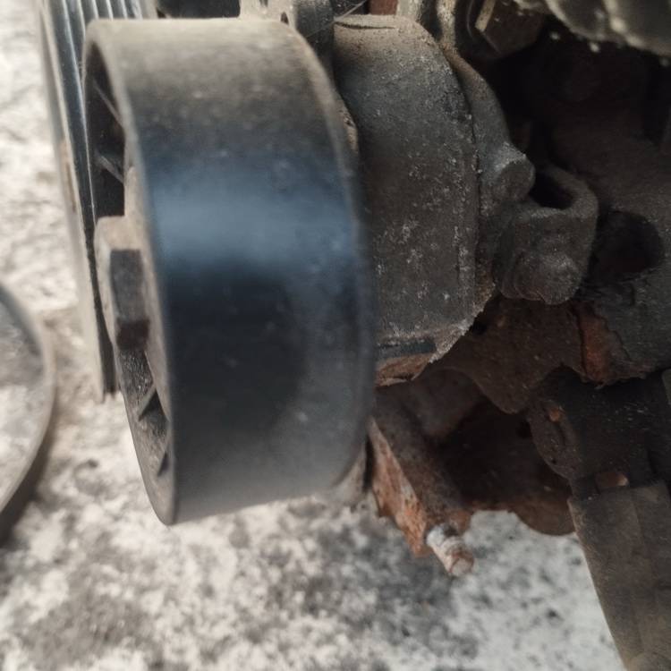 Volvo V50 2005 Napinacz paska (napinacz paska rozrządu) - Thumbnail 2