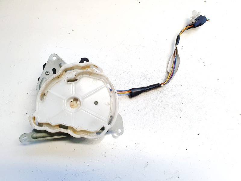 AE0637008610 Toyota Corolla Verso 2004 Heater Vent Flap Control Actuator Motor - Thumbnail 2