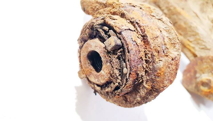 Mazda 6 2010 Steering Knuckle - REAR LEFT - Thumbnail 3