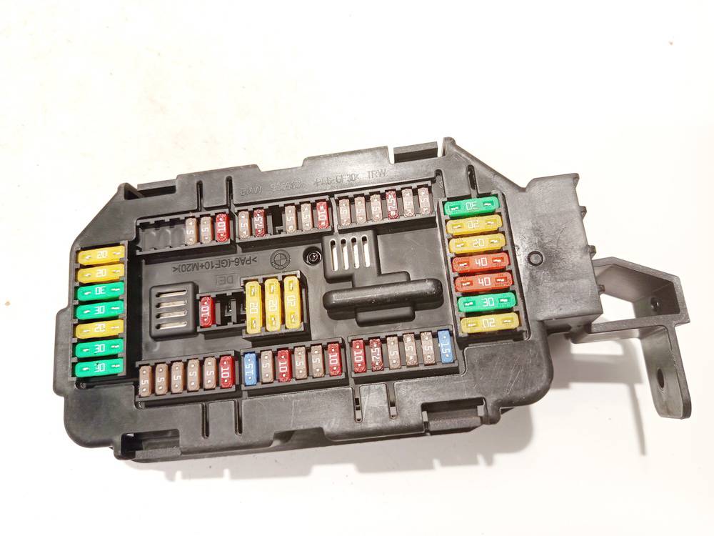 681965301 BMW X5 2016 Fuse box