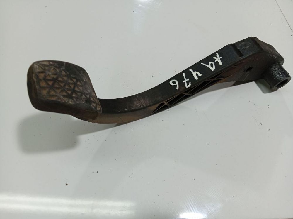 Opel Astra 2003 Pedał hamulca