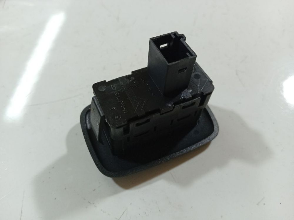 96623726XT Citroen C5 2009 Power window control (Window Regulator-Window Switch) - Thumbnail 3