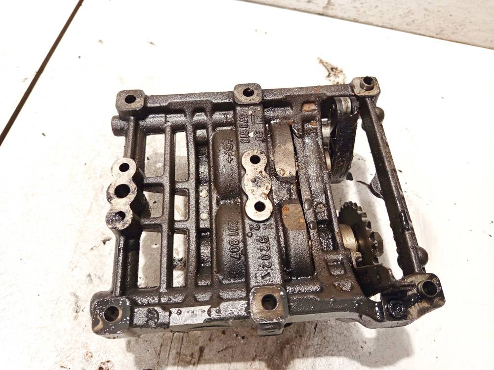 90573813 Opel Omega 2001 Oil pump - Thumbnail 2