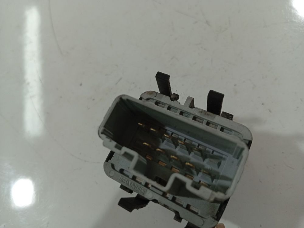 315042B Renault Scenic 2005 Sähkötoimisen ikkunan ohjauskytkin - Thumbnail 3