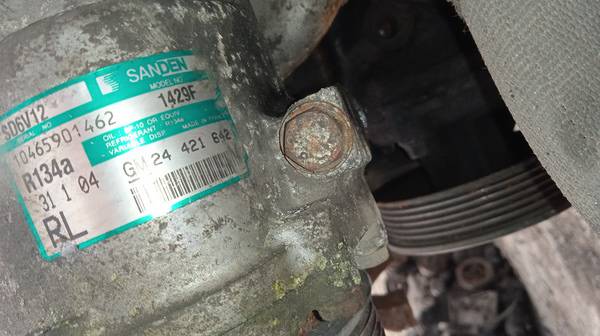 24421642 Opel Meriva 2004 Компрессор системы кондиционирования - Thumbnail 4