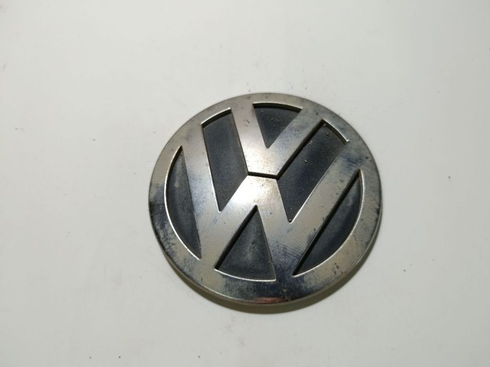H9158 Volkswagen Passat 2006 Emblem - REAR