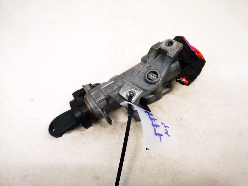 4B0905851B Volkswagen Sharan 2002 Ignition Barrels (Ignition Switch) - Thumbnail 3