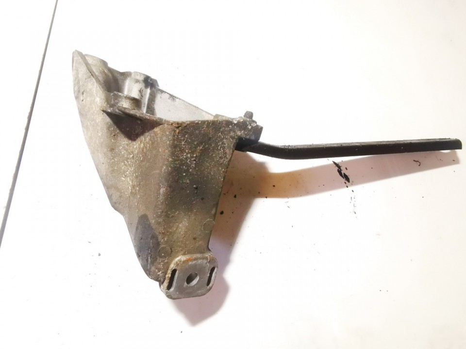 8D0199307L Audi A4 1996 Moottorin kiinnike - Thumbnail 3