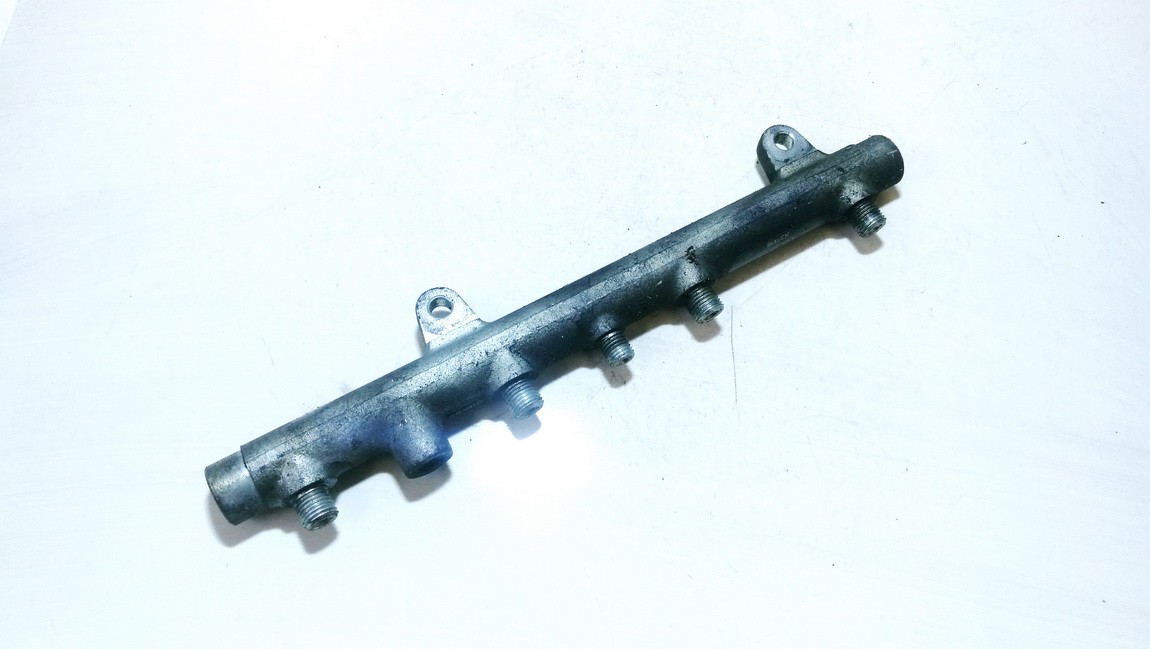 7700111013 Renault Megane 2001 Fuel injector rail (injectors)(Fuel distributor)