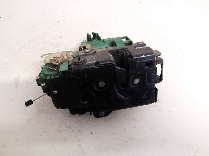 Y3B4839015A Volkswagen Golf 1999 Door Lock Mechanism - REAR LEFT