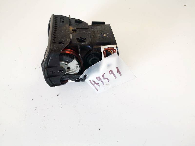 3B0819703D Volkswagen Passat 2001 Dash Vent (Air Vent Grille) - Thumbnail 2