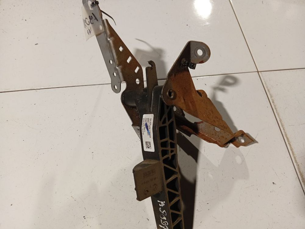 4N517B633EH Volvo V50 2004 Clutch pedal - Thumbnail 3